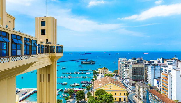 Historical and Panoramic City Tour and Praia do Forte - Foto 3